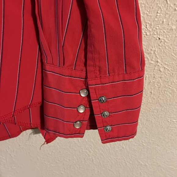 Men’s Wrangler Pearl Snap - Picture 4 of 5